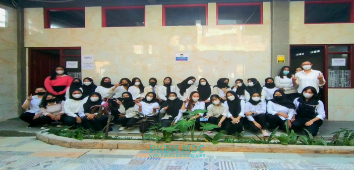 Kegiatan UPK T.A 2021-2022/UPK Paket A,B,C/Foto Bersama siswa Paket C 